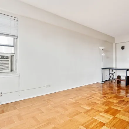 Image 7 - The Halsey House, 98th Place, New York, NY 11374, USA - Condo for sale