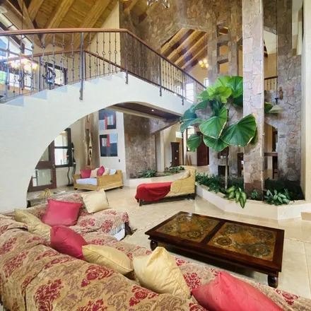 Image 3 - Luxury Villas $ 997 - House for sale