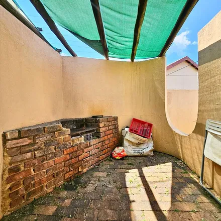 Image 3 - P.A. du Plessis Avenue, Norkem Park, Gauteng, 1619, South Africa - Apartment for rent
