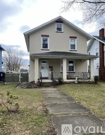 Rent this 3 bed house on 715 Webb Ave SW