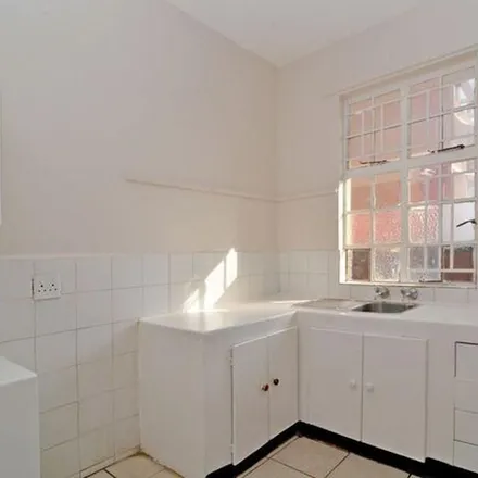 Rent this 2 bed apartment on Yeo Street in Yeoville, Johannesburg