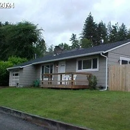 Buy this 2 bed house on 2095 N 12th St in Coos Bay, Oregon