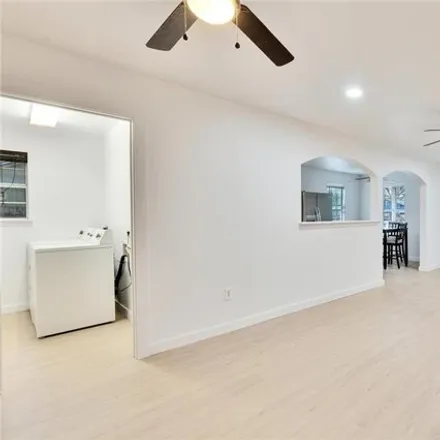 Image 8 - 4609 Gonzales Street, Austin, TX 78702, USA - House for rent
