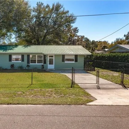 Buy this 4 bed house on 744 Dixon Street in Fort Meade, Polk County