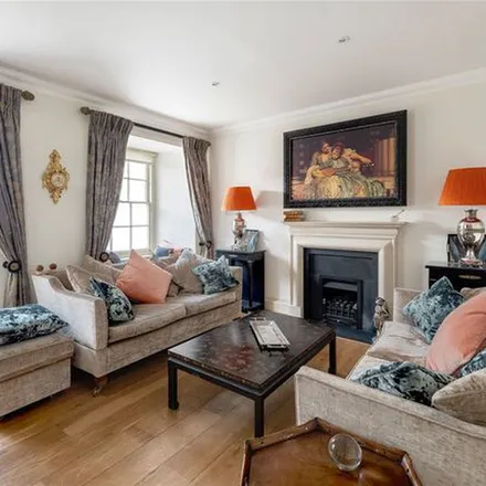 Image 2 - Royal Crescent, Bath, BA1 2LR, United Kingdom - Apartment for rent