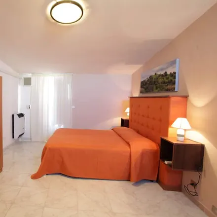 Rent this 1 bed apartment on Ragusa