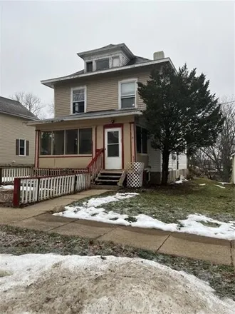 Buy this 3 bed house on 354 North Ford Street in Anamosa, IA 52205