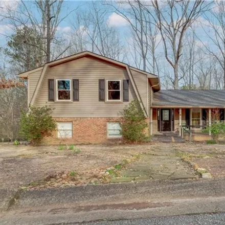 Buy this 3 bed house on 3899 Heritage Place in Opelika, AL 36804