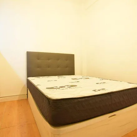 Image 6 - Carrer de la Marina, 359, 08025 Barcelona, Spain - Apartment for rent