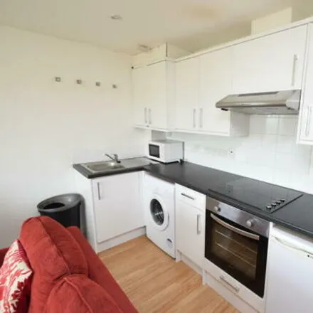 Image 2 - Penlea Road, Penryn, TR10 8QU, United Kingdom - Apartment for rent