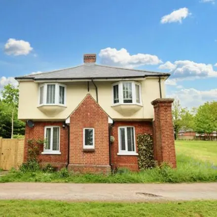 Rent this 3 bed townhouse on Justin Lord in Orchard Grove, Ditton