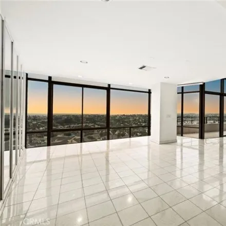 Image 6 - Marina City Club, 4333 Admiralty Way, Los Angeles County, CA 90292, USA - Condo for sale