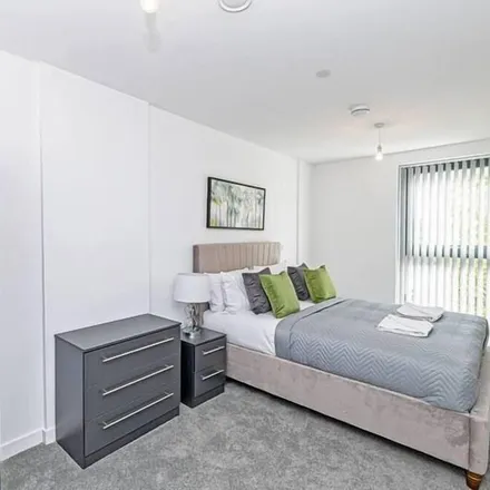 Image 2 - Trafford, M16 0PG, United Kingdom - Apartment for rent