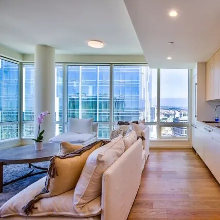 Image 4 - Metropolis Residential Tower II, Francisco Street, Los Angeles, CA 90017, USA - Condo for rent