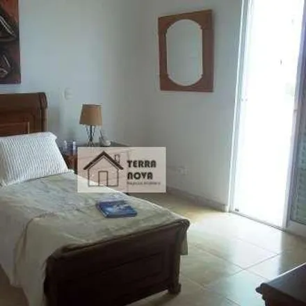 Buy this 3 bed house on Avenida Pastor Luciano Borges Pereira in Lagoa Santa - MG, 33400-000