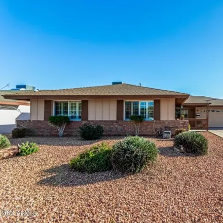 Buy this 4 bed house on 1021 East Fairmont Drive in Tempe, AZ 85282