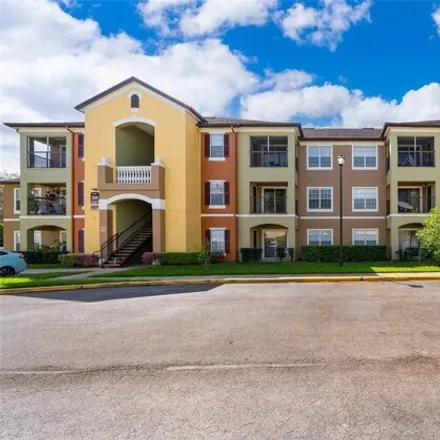 Buy this 1 bed condo on 12502 Courtney Lake Drive in Alafaya, FL 32828