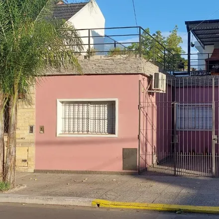 Buy this studio house on América 2664 in Partido de La Matanza, 1753 Villa Luzuriaga