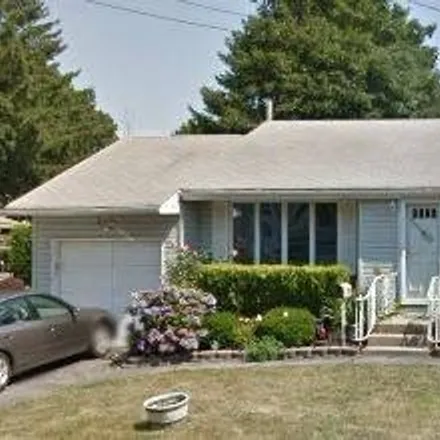 Buy this 3 bed house on 12 Fairdale Drive in Brentwood, NY 11717