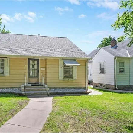 Buy this 3 bed house on 3970 Perry Avenue North in Robbinsdale, MN 55422