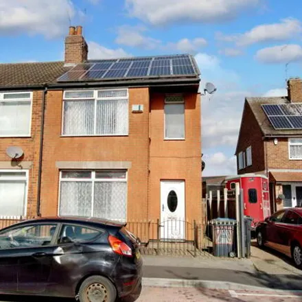 Buy this 3 bed house on Rosmead Street in Hull, HU9 2TF