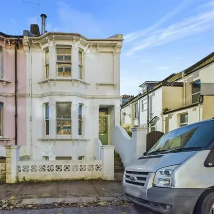 Buy this 3 bed house on Ellen House in Brighton &amp; Hove City Council, Clarendon Road