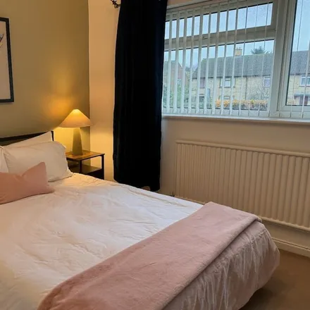 Rent this 2 bed duplex on Cambridge in CB4 2SZ, United Kingdom