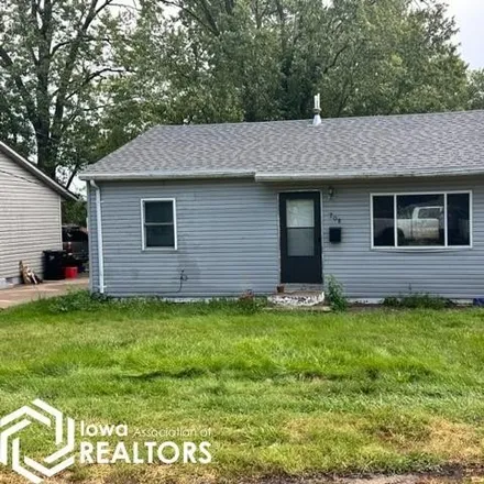 Buy this 3 bed house on 708 Johnson Avenue in Ottumwa, IA 52501