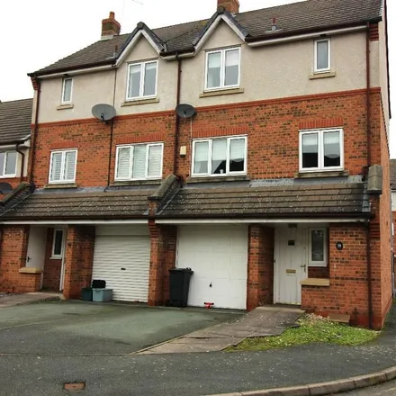 Rent this 4 bed duplex on Duchess Place in Chester, CH2 2JL
