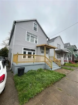 Buy this 4 bed house on 1360 Lynn Street in Erie, PA 16503