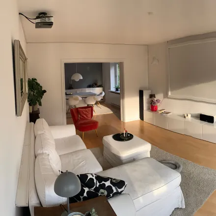 Rent this 3 bed apartment on Reventlouallee 27 in 24105 Kiel, Germany
