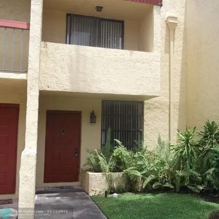Rent this 2 bed townhouse on 785 Southeast 1st Way in Shorewood, Deerfield Beach