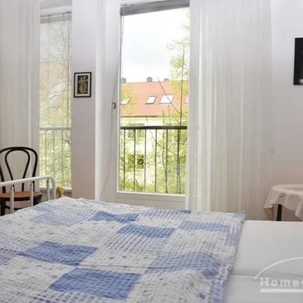 Rent this 2 bed apartment on Treitschkestraße 9 in 30165 Hanover, Germany