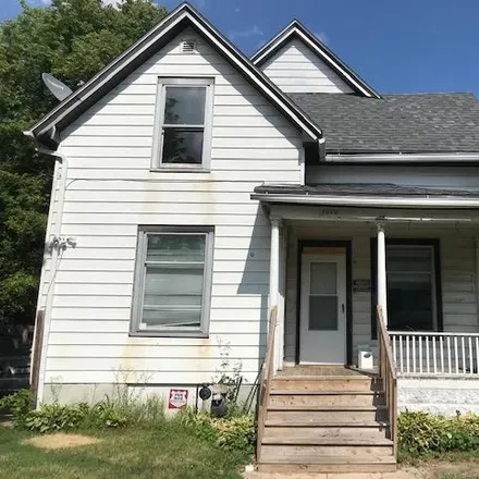 Buy this 3 bed house on 1816 7th Avenue in Rockford, IL 61104