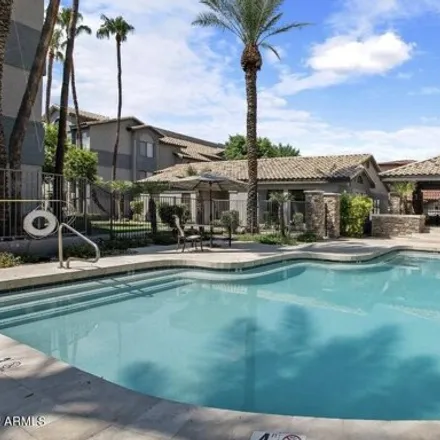 Rent this 1 bed apartment on North Apartaments Place in Phoenix, AZ 85016