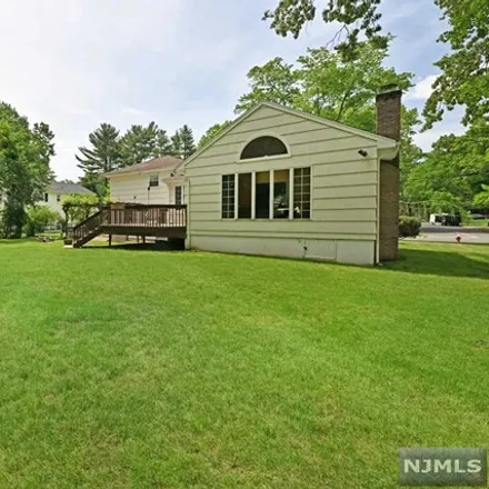 Image 5 - 1026 Wildwood Road, Oradell, Bergen County, NJ 07649, USA - House for sale