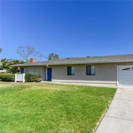 Rent this 3 bed house on 407 Via Pajaro in San Clemente, CA 92672