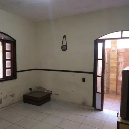 Buy this 2 bed house on Rua Mandarin in Ressaca, Contagem - MG