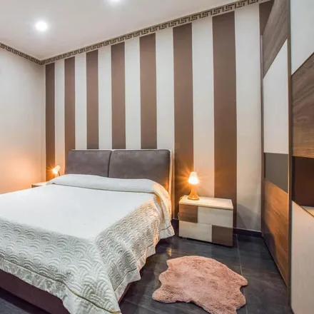 Rent this 2 bed house on 95012 Castiglione di Sicilia CT
