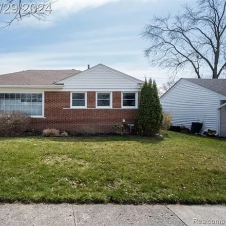 Buy this 3 bed house on 32999 West Chicago Street in Livonia, MI 48150