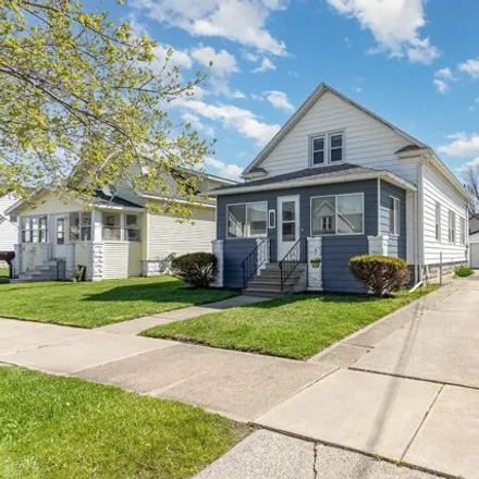 Buy this 3 bed house on 1363 South Jackson Street in Bay City, MI 48708