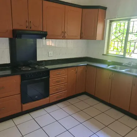 Image 7 - Rockview Road, Doonside, KwaZulu-Natal, 4125, South Africa - Apartment for rent