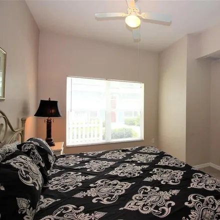 Rent this 3 bed house on Kissimmee