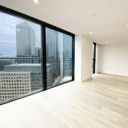 Image 5 - Hampton Tower, 75 Marsh Wall, Canary Wharf, London, E14 9SH, United Kingdom - Apartment for rent