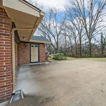 Image 3 - 1449 Reauville Drive, Warson Woods, Saint Louis County, MO 63122, USA - House for rent