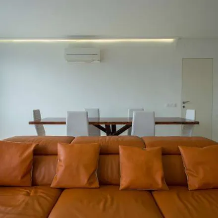 Image 8 - Carrer de Casp, 93, 08013 Barcelona, Spain - Apartment for rent
