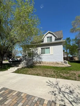 Buy this 4 bed house on 8 8th Street Northeast in Rochester, MN 55906