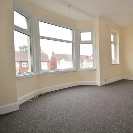 Image 4 - Nuffield Road, Coventry, CV6 7HU, United Kingdom - Townhouse for rent