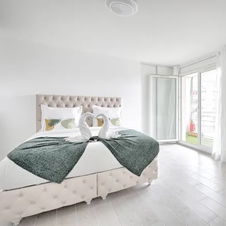 Rent this 1 bed apartment on 94000 Créteil