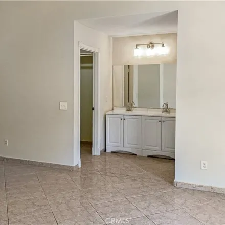 Image 4 - 922 Sycamore Court, Banning, CA 92220, USA - House for sale